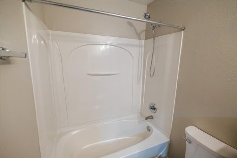 House in Clermont, Florida 3 bedrooms, 220.64 sq.m. № 1835158 - photo 24