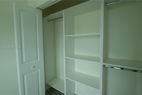 Apartment in Miami, Florida 2 bedrooms, 110.83 sq.m. № 1897695 - photo 18