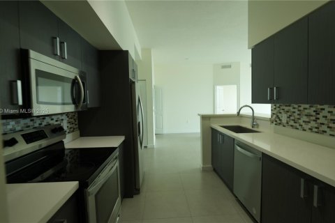 Apartment in Miami, Florida 2 bedrooms, 110.83 sq.m. № 1897695 - photo 1