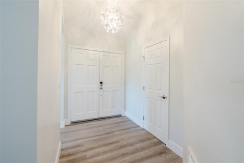 House in Sarasota, Florida 2 bedrooms, 155.33 sq.m. № 1718737 - photo 16