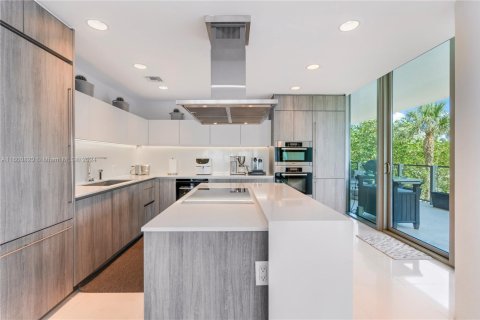 Condo in Key Biscayne, Florida, 3 bedrooms  № 1741600 - photo 18