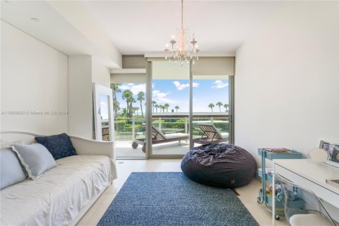Condo in Key Biscayne, Florida, 3 bedrooms  № 1741600 - photo 29