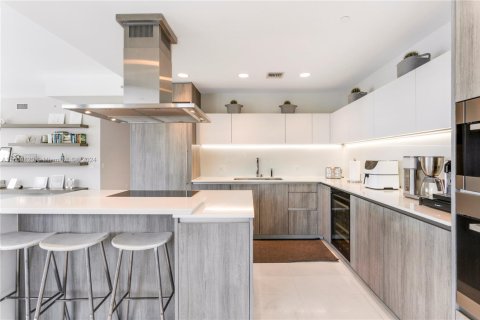 Condo in Key Biscayne, Florida, 3 bedrooms  № 1741600 - photo 19
