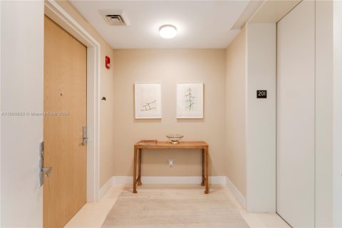 Condo in Key Biscayne, Florida, 3 bedrooms  № 1741600 - photo 3