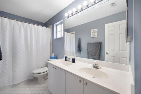 Villa ou maison à louer à Weston, Floride: 4 chambres, 209.59 m2 № 2415638 - photo 23
