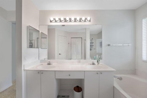Villa ou maison à louer à Weston, Floride: 4 chambres, 209.59 m2 № 2415638 - photo 24