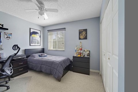 Villa ou maison à louer à Weston, Floride: 4 chambres, 209.59 m2 № 2415638 - photo 29