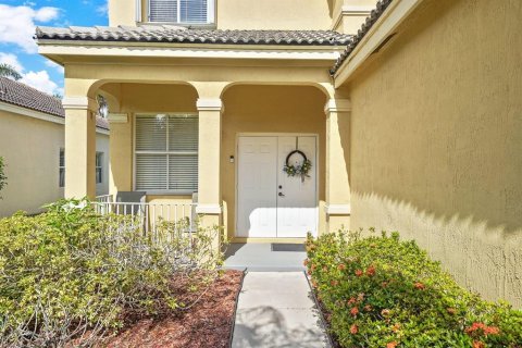 Villa ou maison à louer à Weston, Floride: 4 chambres, 209.59 m2 № 2415638 - photo 2