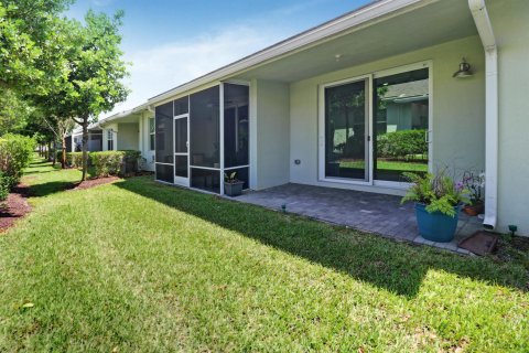 Townhouse in Delray Beach, Florida 2 bedrooms, 122.54 sq.m. № 2191082 - photo 25