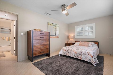 Casa en venta en Tierra Verde, Florida, 3 dormitorios, 176.51 m2 № 1880507 - foto 11
