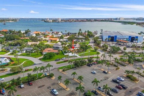 Casa en venta en Tierra Verde, Florida, 3 dormitorios, 176.51 m2 № 1880507 - foto 29