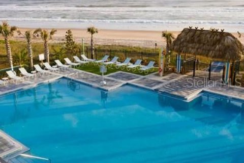 Casa en venta en Daytona Beach, Florida, 3 dormitorios, 171.68 m2 № 2110071 - foto 3