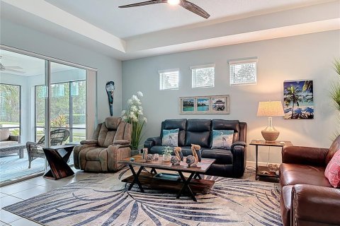 Casa en venta en Daytona Beach, Florida, 3 dormitorios, 171.68 m2 № 2110071 - foto 7