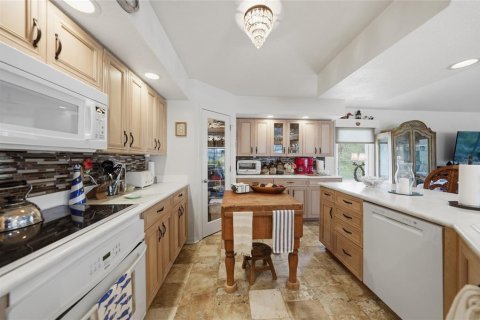 Casa en venta en Punta Gorda, Florida, 4 dormitorios, 270.9 m2 № 2195697 - foto 18