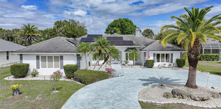 Casa en Punta Gorda, Florida 4 dormitorios, 270.9 m2 № 2195697