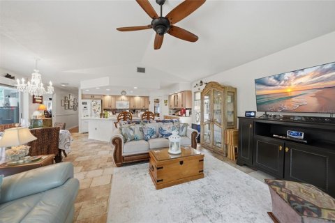Casa en venta en Punta Gorda, Florida, 4 dormitorios, 270.9 m2 № 2195697 - foto 19