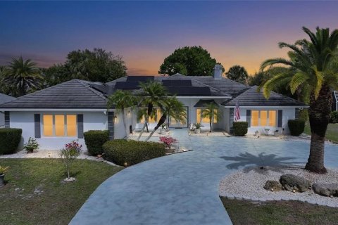 Casa en venta en Punta Gorda, Florida, 4 dormitorios, 270.9 m2 № 2195697 - foto 2