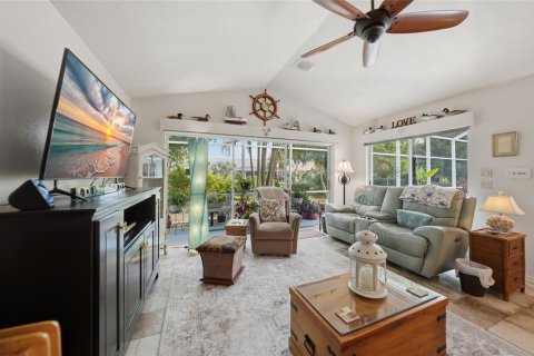 Casa en venta en Punta Gorda, Florida, 4 dormitorios, 270.9 m2 № 2195697 - foto 20