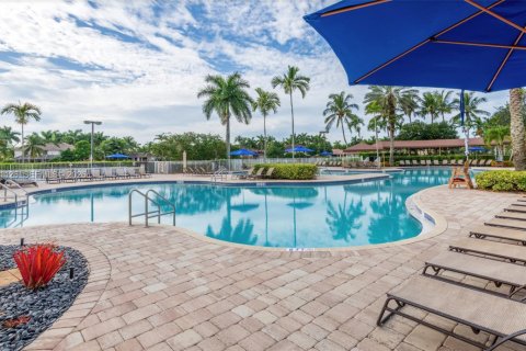 Снять в аренду виллу или дом в Уэстон, Флорида 3 спальни, 131.92м2, № 2021979 - фото 23