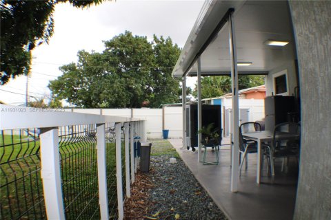 Купить виллу или дом в Хайалиа, Флорида 3 спальни, 124.77м2, № 1989758 - фото 15