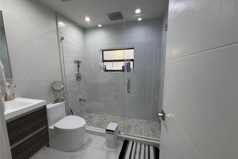 Купить виллу или дом в Хайалиа, Флорида 3 спальни, 124.77м2, № 1989758 - фото 9