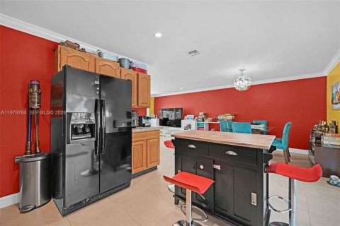 Casa en venta en Cutler Bay, Florida, 3 dormitorios, 120.77 m2 № 2043480 - foto 15
