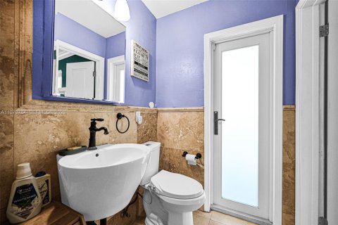 Casa en venta en Cutler Bay, Florida, 3 dormitorios, 120.77 m2 № 2043480 - foto 20