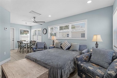 Condo in Sarasota, Florida, 2 bedrooms  № 2237131 - photo 20