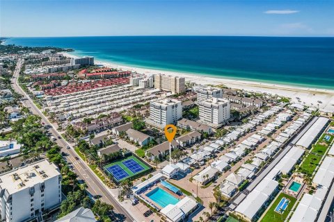 Condo in Sarasota, Florida, 2 bedrooms  № 2237131 - photo 28