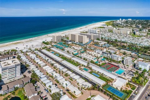 Condo in Sarasota, Florida, 2 bedrooms  № 2237131 - photo 29