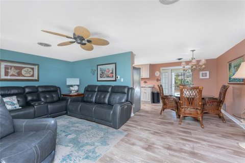 Casa en venta en Englewood, Florida, 2 dormitorios, 121.79 m2 № 1632183 - foto 3