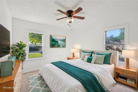 House in Tampa, Florida 3 bedrooms, 87.79 sq.m. № 1801704 - photo 17