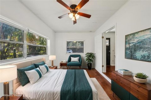 House in Tampa, Florida 3 bedrooms, 87.79 sq.m. № 1801704 - photo 11