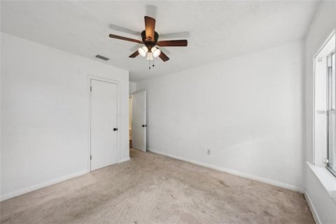 House in Tampa, Florida 3 bedrooms, 87.79 sq.m. № 1801704 - photo 18