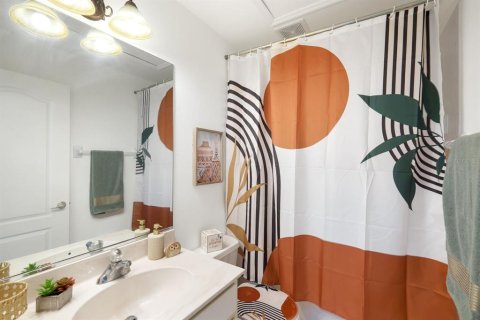 House in Cape Coral, Florida 4 bedrooms, 287.07 sq.m. № 1807404 - photo 24