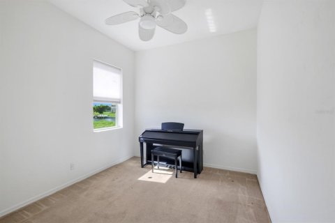 House in Cape Coral, Florida 4 bedrooms, 287.07 sq.m. № 1807404 - photo 28