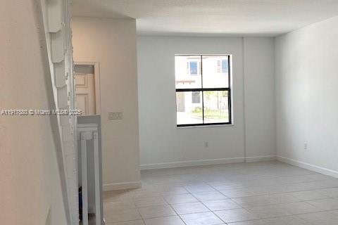 Townhouse in Miami, Florida 3 bedrooms, 147.44 sq.m. № 1972217 - photo 27