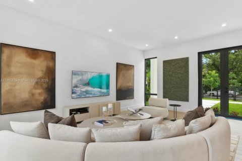 Купить виллу или дом в Майами, Флорида 5 спален, № 1956180 - фото 18