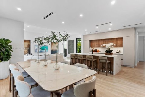 Купить виллу или дом в Майами, Флорида 5 спален, № 1956180 - фото 30