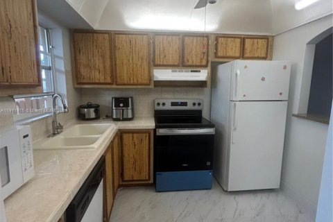 Condominio en alquiler en Margate, Florida, 1 dormitorio, 66.89 m2 № 2013430 - foto 6