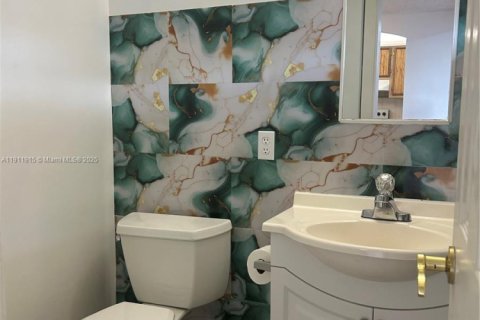 Condominio en alquiler en Margate, Florida, 1 dormitorio, 66.89 m2 № 2013430 - foto 16