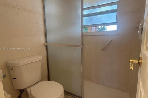 Condominio en alquiler en Margate, Florida, 1 dormitorio, 66.89 m2 № 2013430 - foto 20