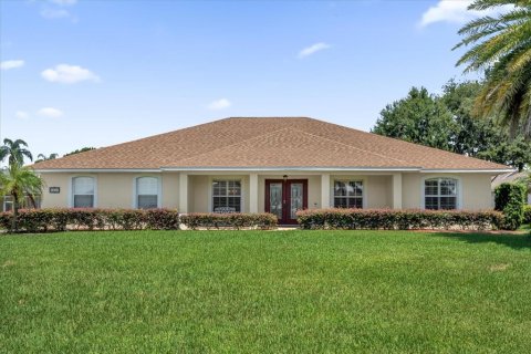 Villa ou maison à vendre à Eustis, Floride: 3 chambres, 176.05 m2 № 1908200 - photo 2
