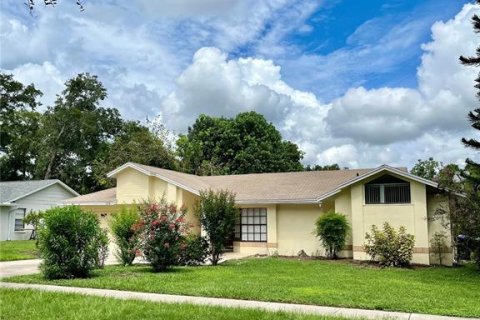 Casa en venta en Orlando, Florida, 6 dormitorios, 195.09 m2 № 1570488 - foto 2
