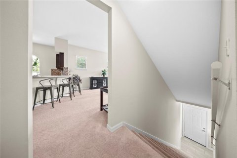 Condo in Celebration, Florida, 2 bedrooms  № 2230146 - photo 4