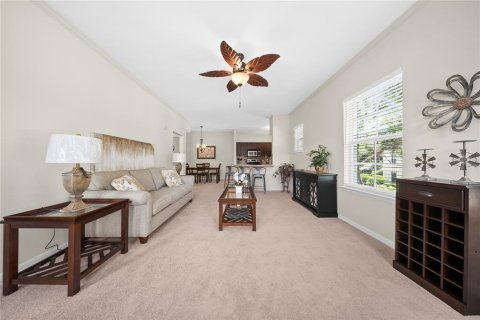 Condo in Celebration, Florida, 2 bedrooms  № 2230146 - photo 12