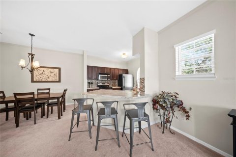 Condo in Celebration, Florida, 2 bedrooms  № 2230146 - photo 14