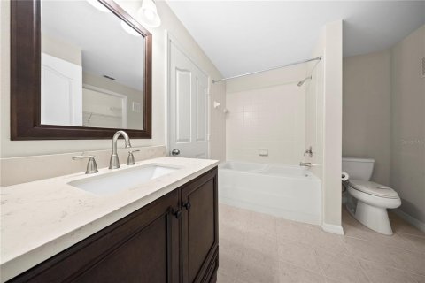 Condo in Celebration, Florida, 2 bedrooms  № 2230146 - photo 29