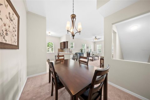 Condo in Celebration, Florida, 2 bedrooms  № 2230146 - photo 18