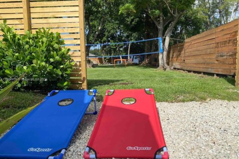 Снять в аренду коммерческую недвижимость в Майами, Флорида 46.45м2, № 1937249 - фото 12